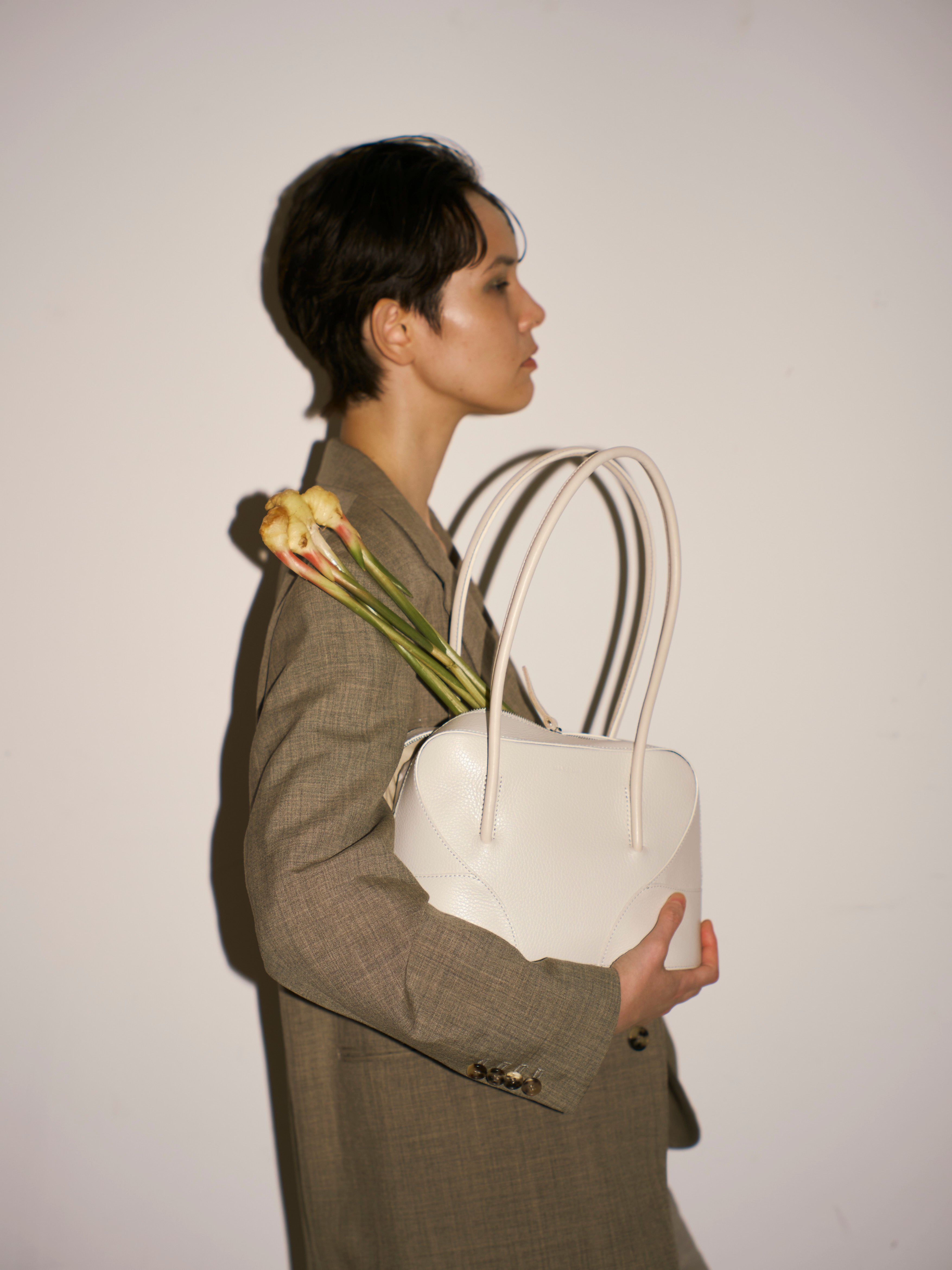 新品・未使用　MARROW curve tote bag マロウ MARROW/マロウ – marrowjapan