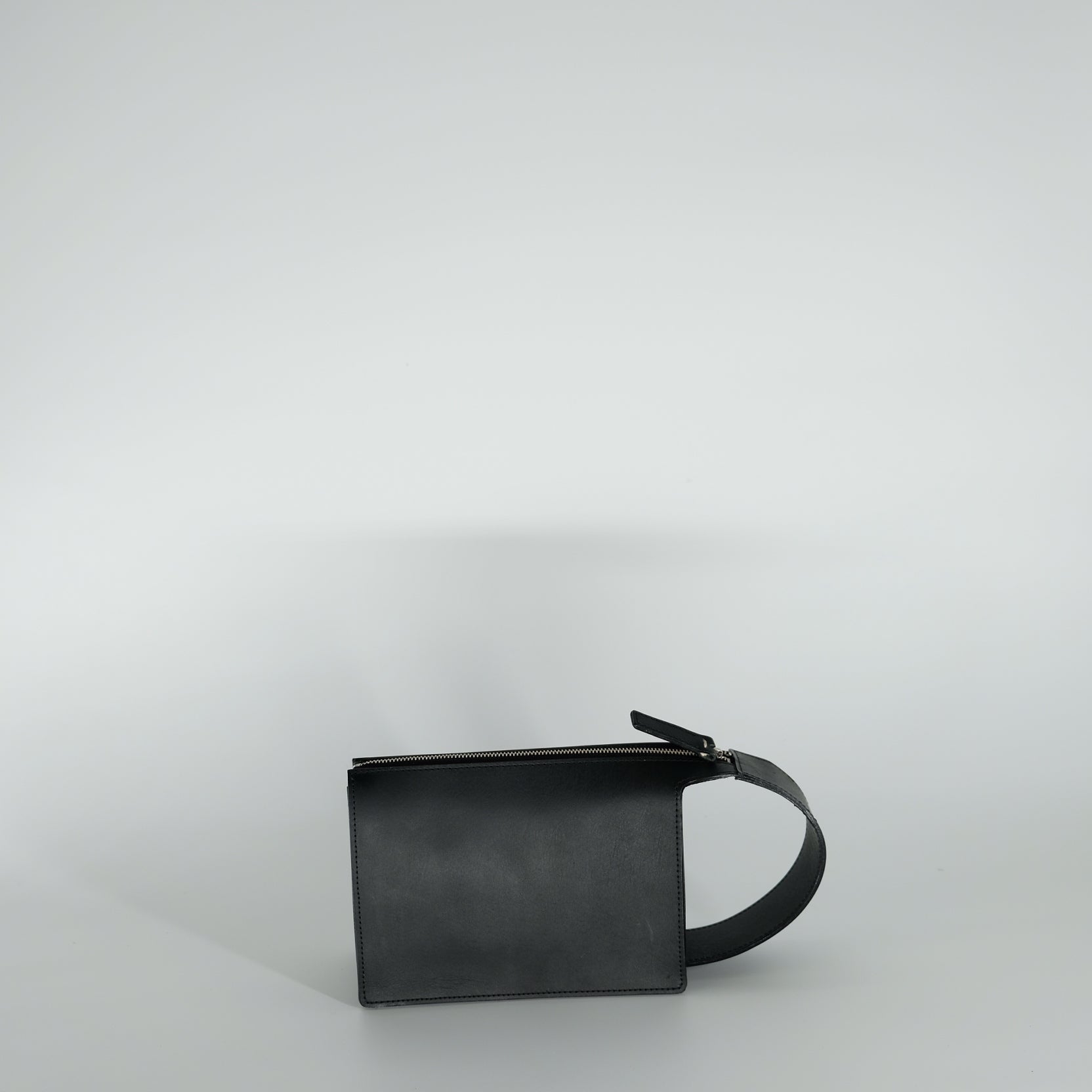 HANDLE CLUTCH