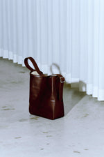 画像をギャラリービューアに読み込む, ANYTIME TOTE
