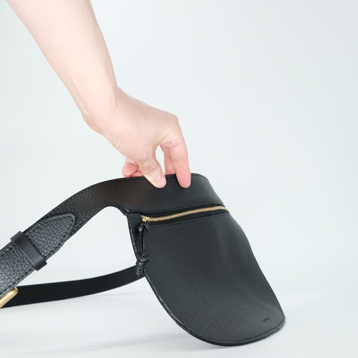 WAISTPOUCH SHOULDER(2026年2月上旬販売開始)