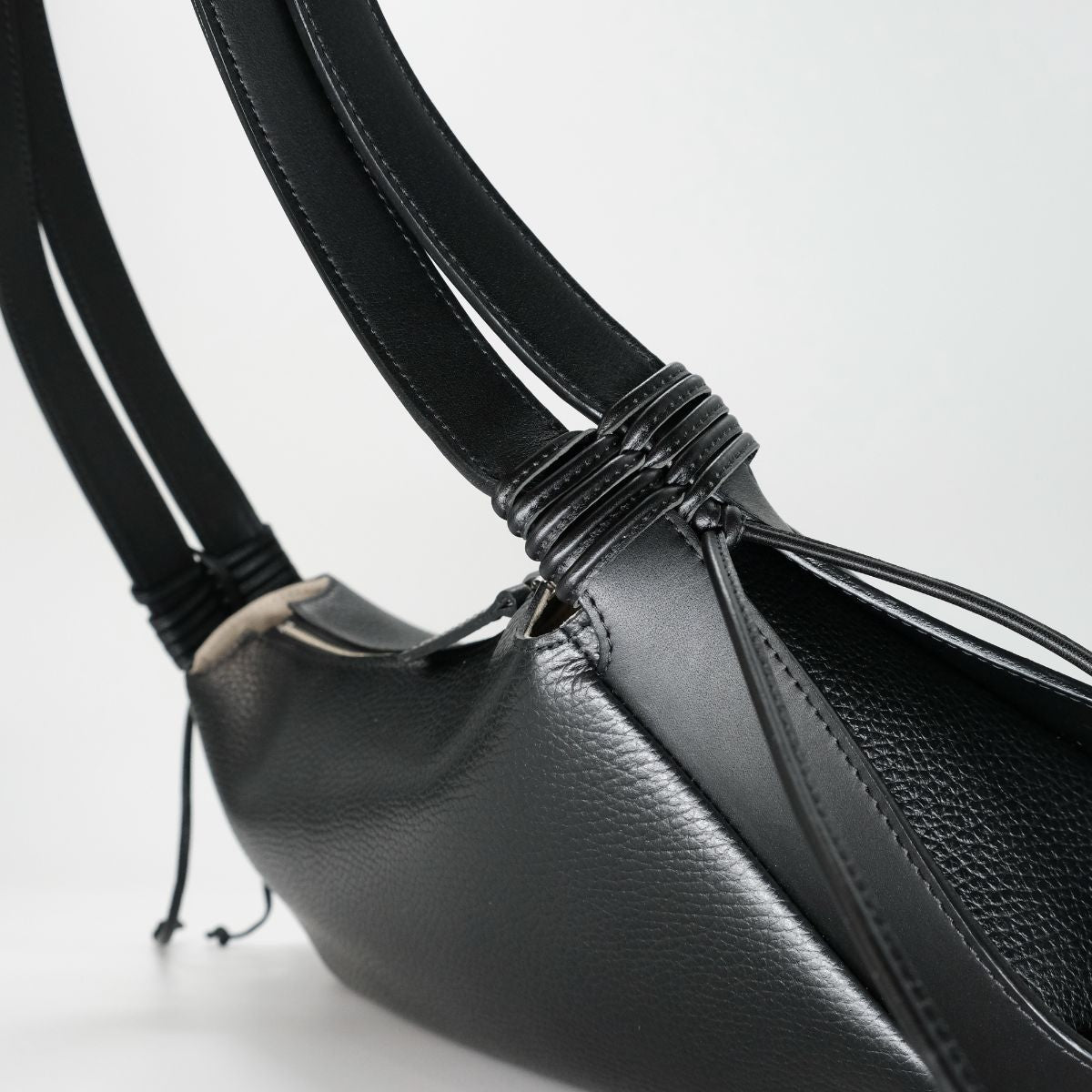 LACEUP SHOULDER(2026年2月上旬販売開始)