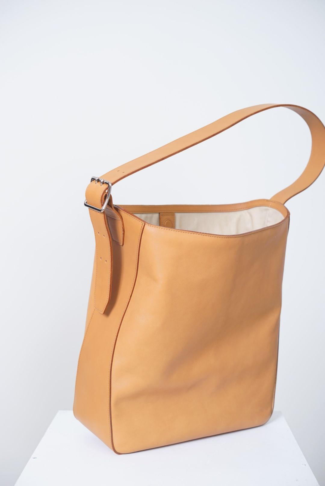 ANYTIME TOTE(2026年2月上旬販売開始)