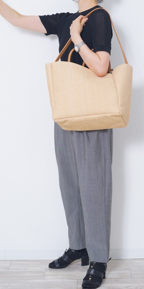 FABRIC  HANDLE  TOTE