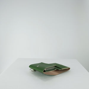 COMPACT WALLET