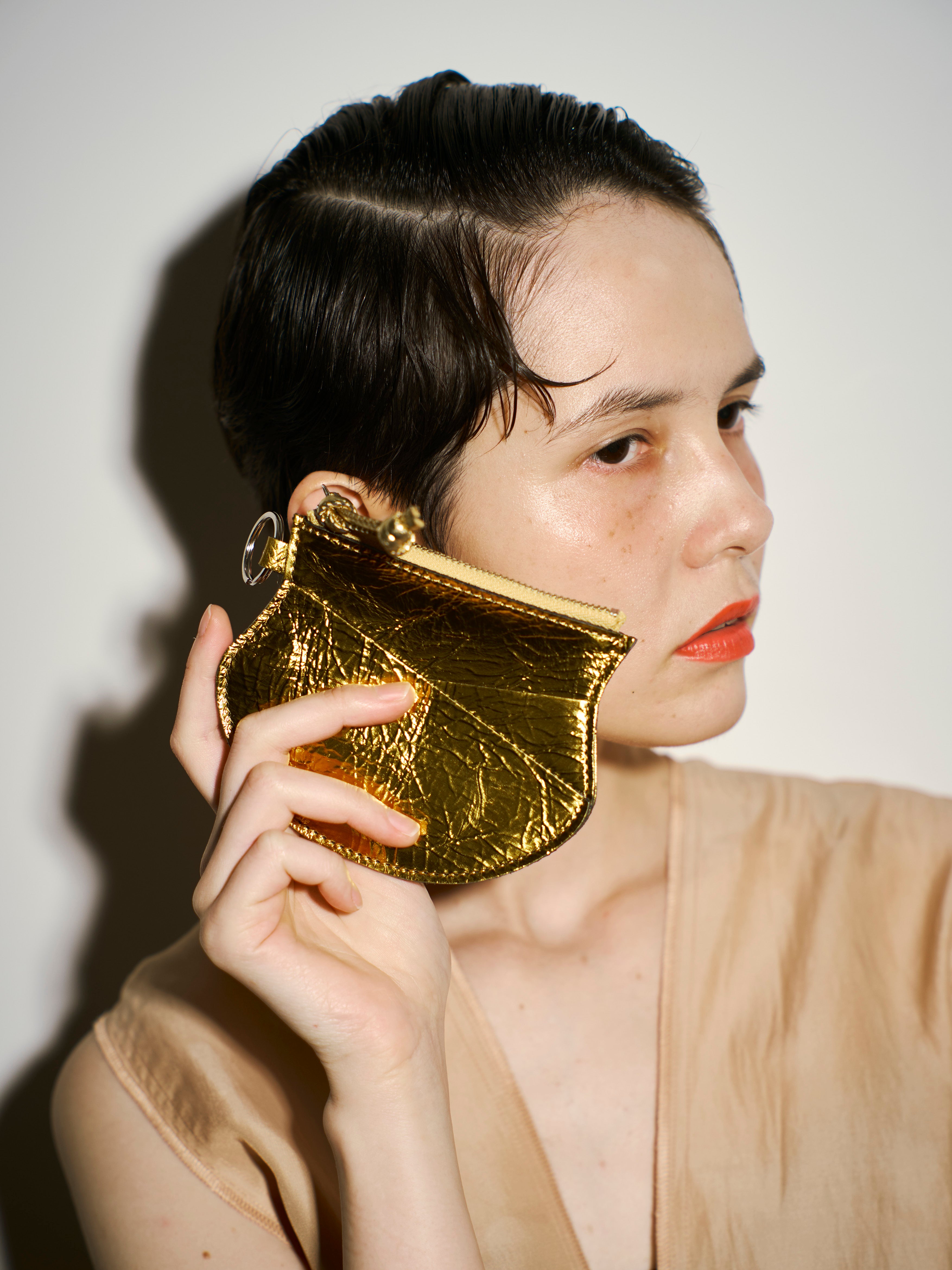 TOKKURI PURSE/METALLIC