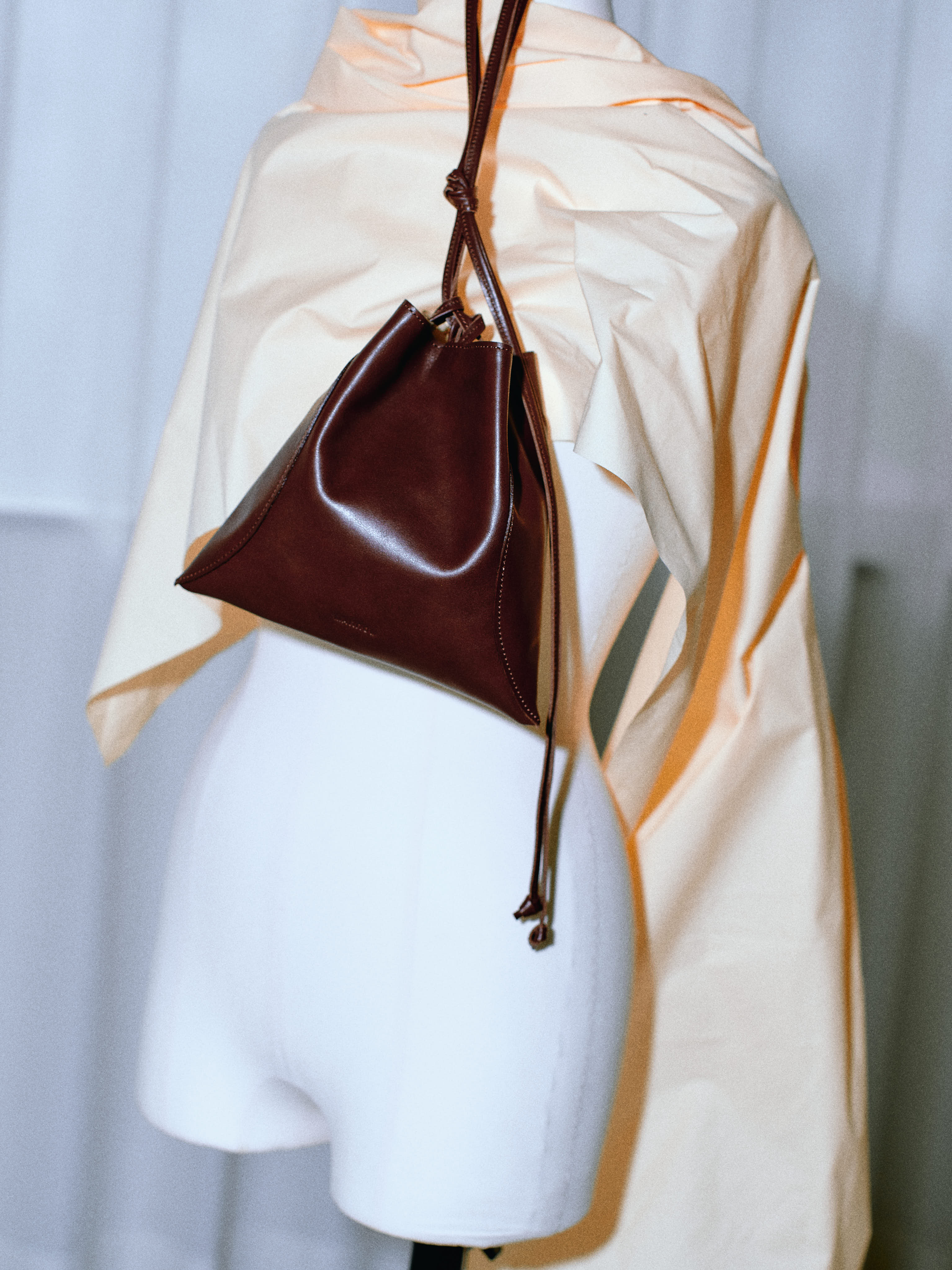 NAPA LEATHER PILLOW