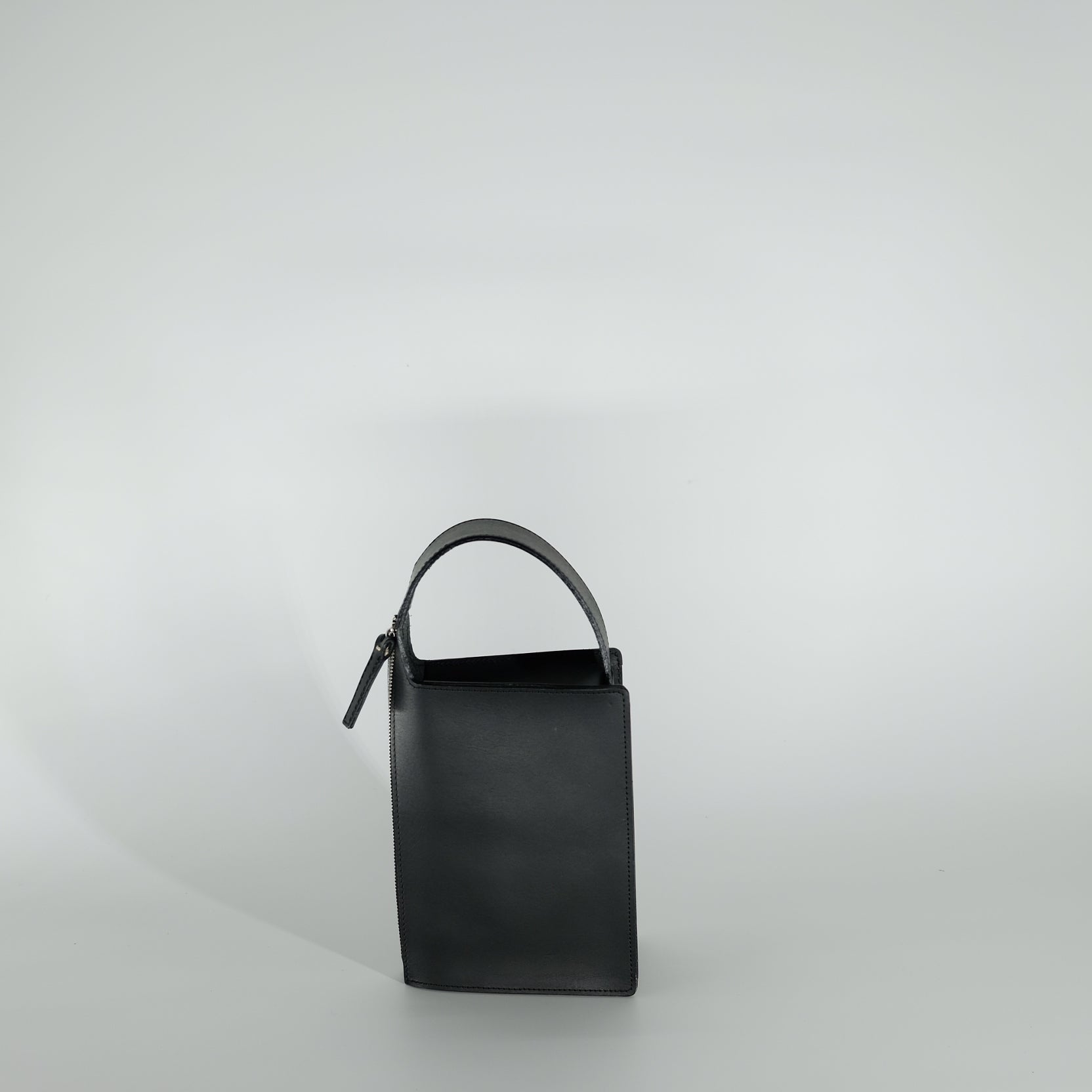 HANDLE CLUTCH
