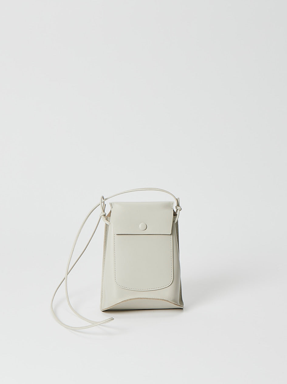 BENT POUCH/LIGHT GRAY